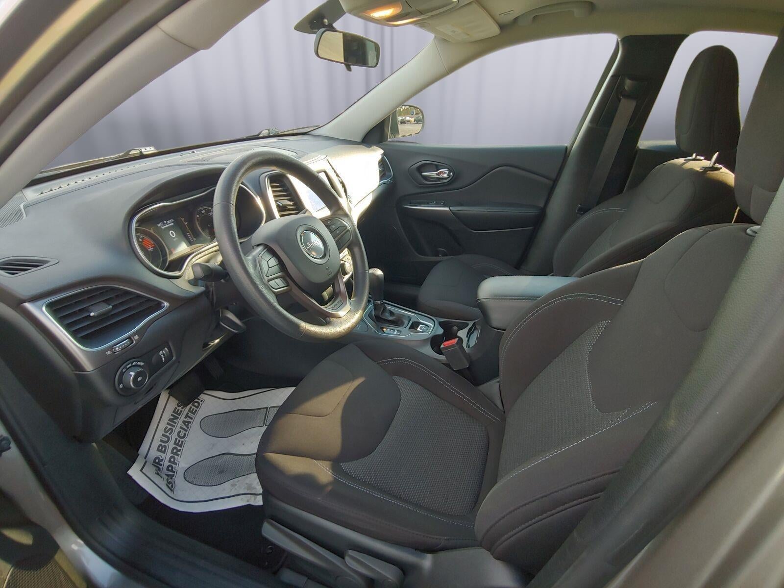 2019 Jeep Cherokee Latitude