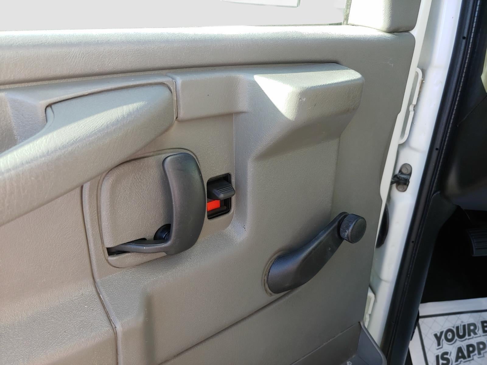 2008 GMC Savana Cutaway 3500 C6Y SRW
