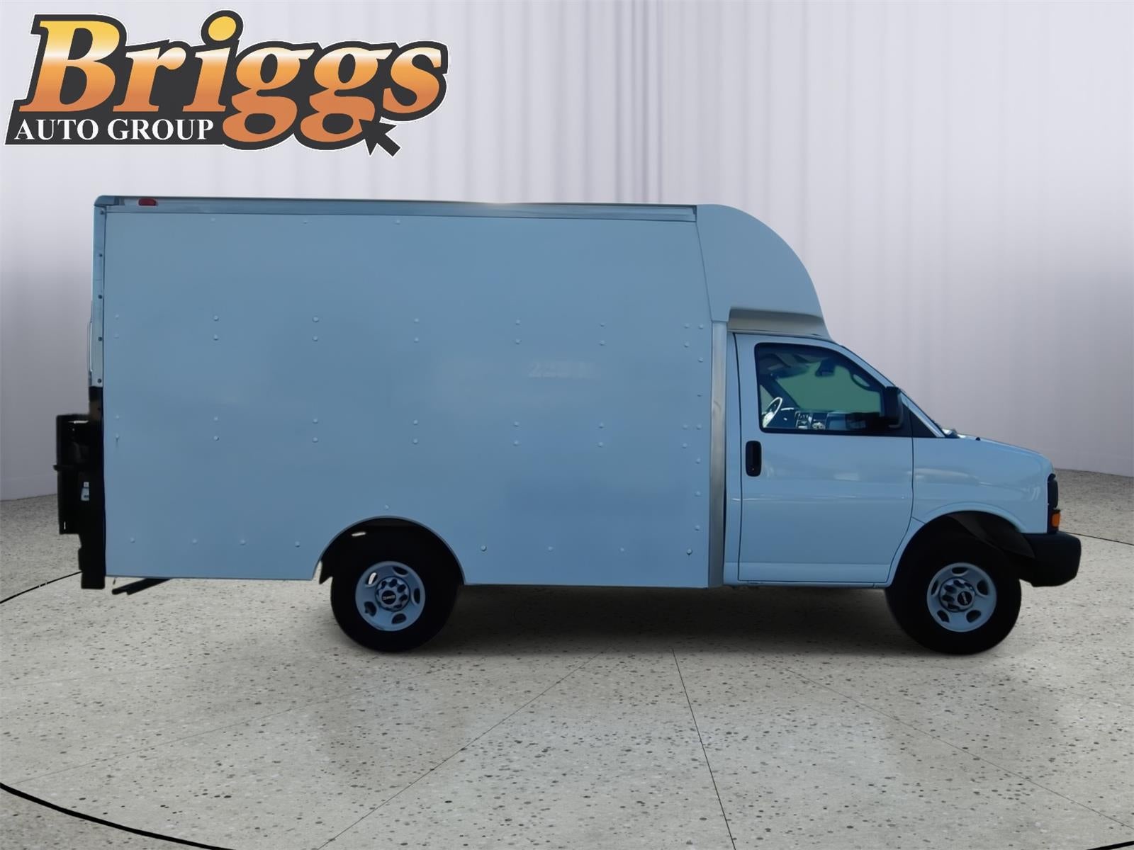 2008 GMC Savana Cutaway 3500 C6Y SRW