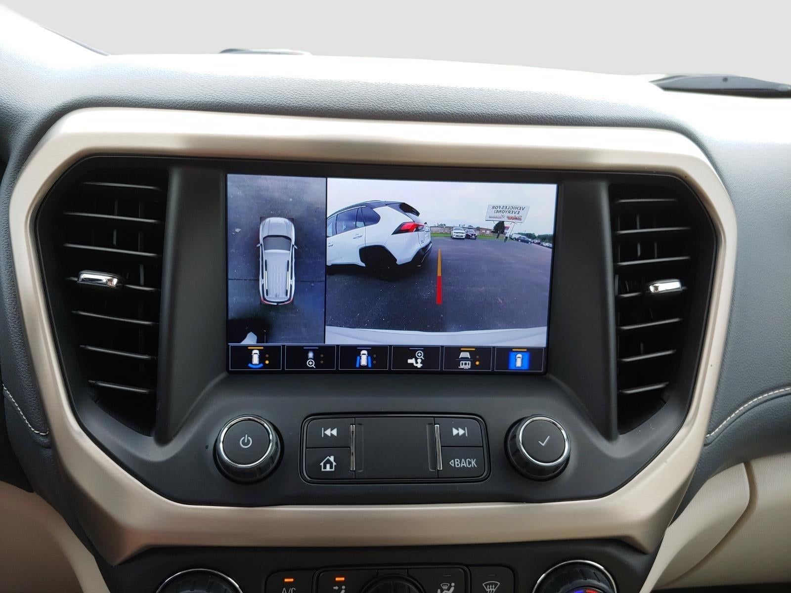 2022 GMC Acadia Denali