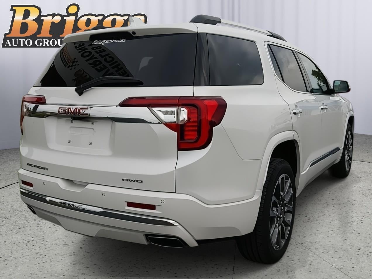 2022 GMC Acadia Denali