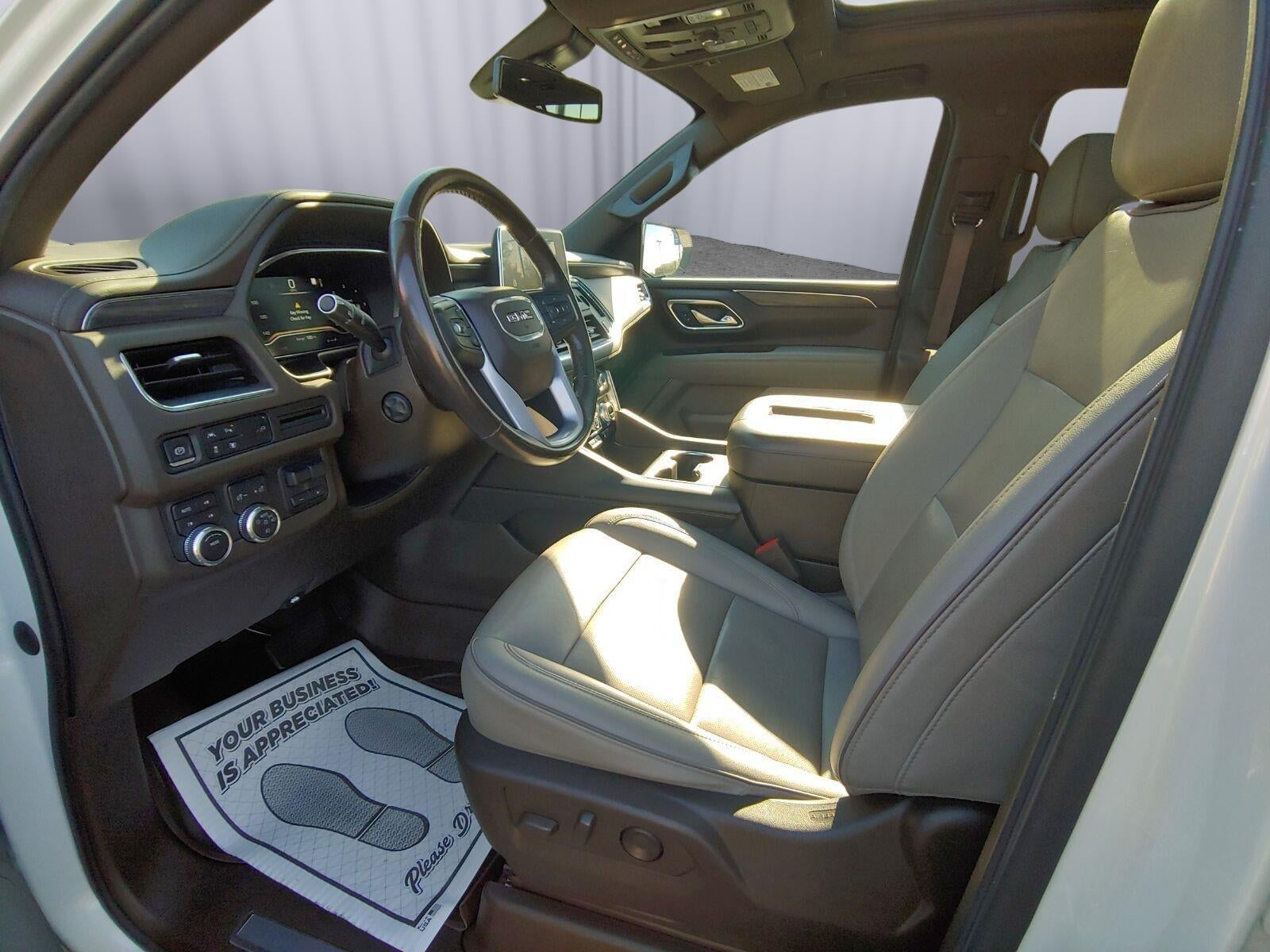 2022 GMC Yukon XL SLT