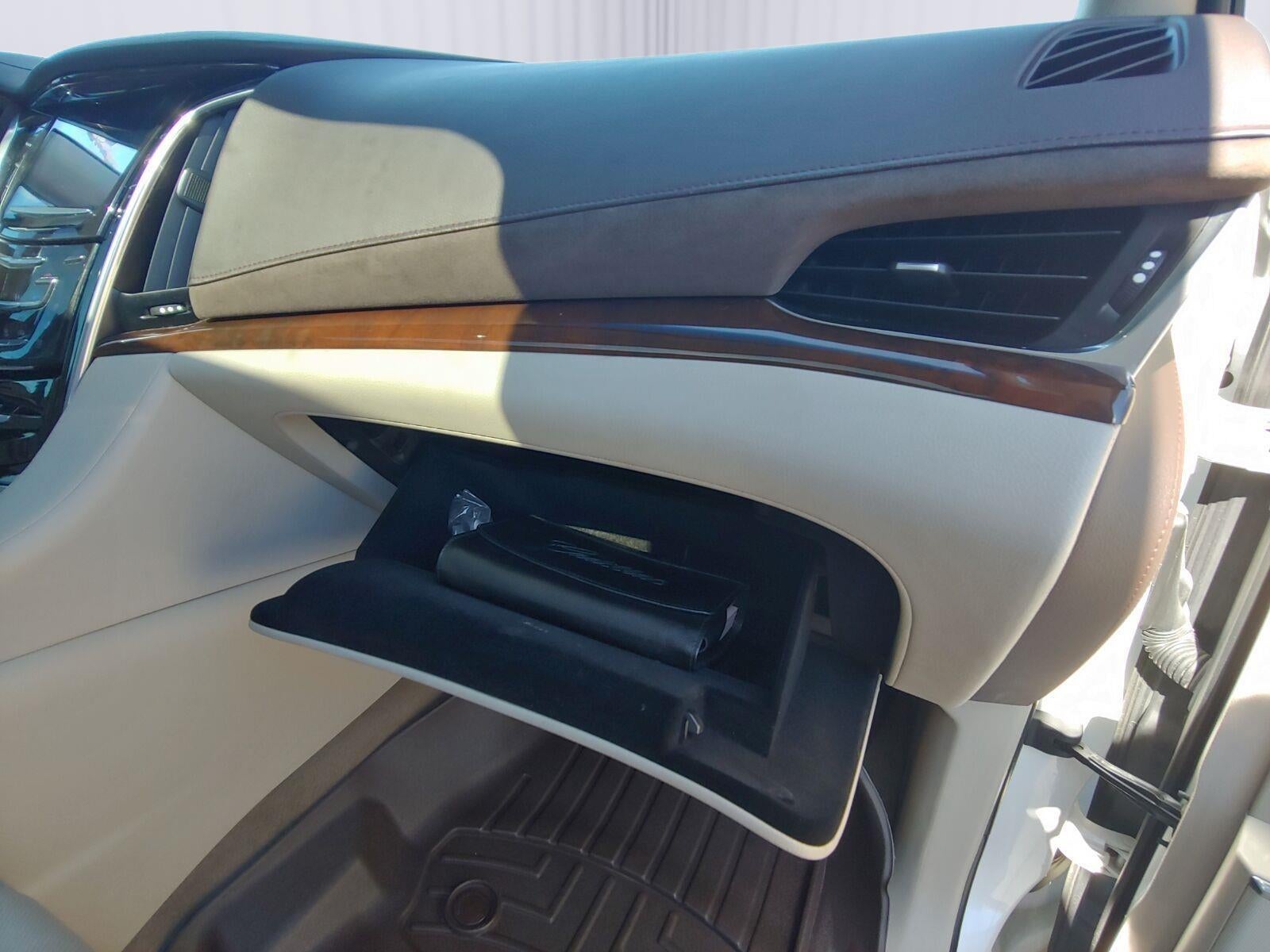 2017 Cadillac Escalade Premium Luxury