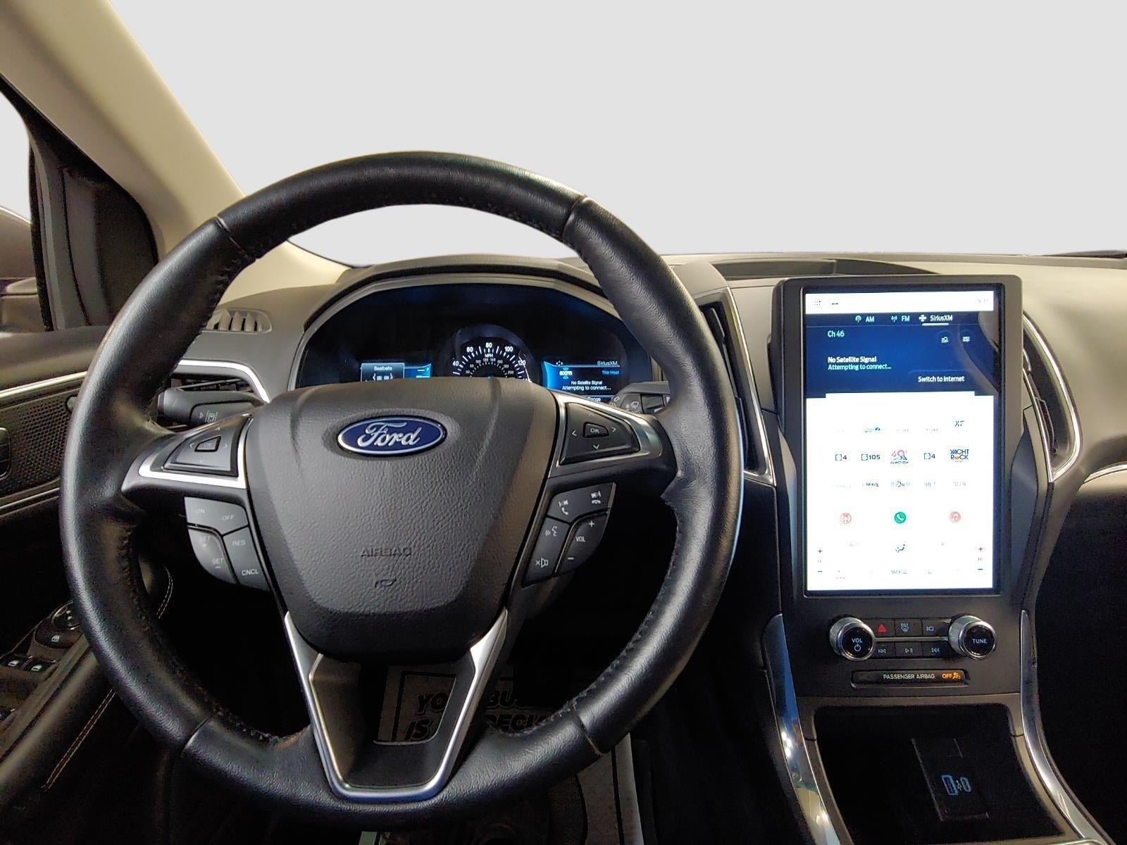 2023 Ford Edge Titanium