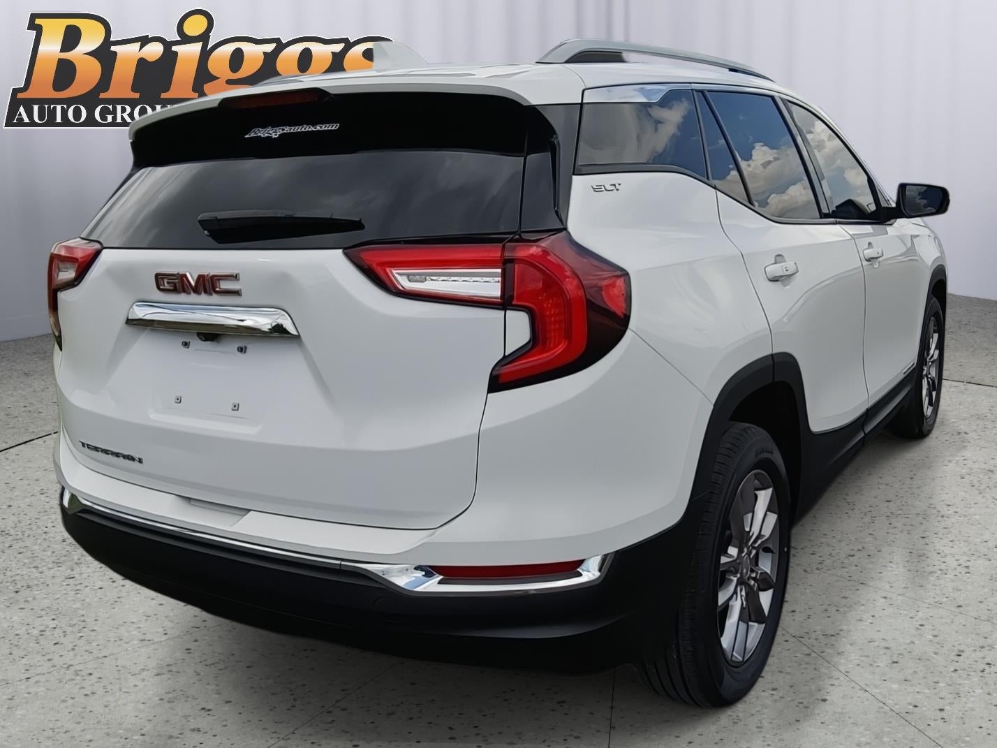 2024 GMC Terrain SLT