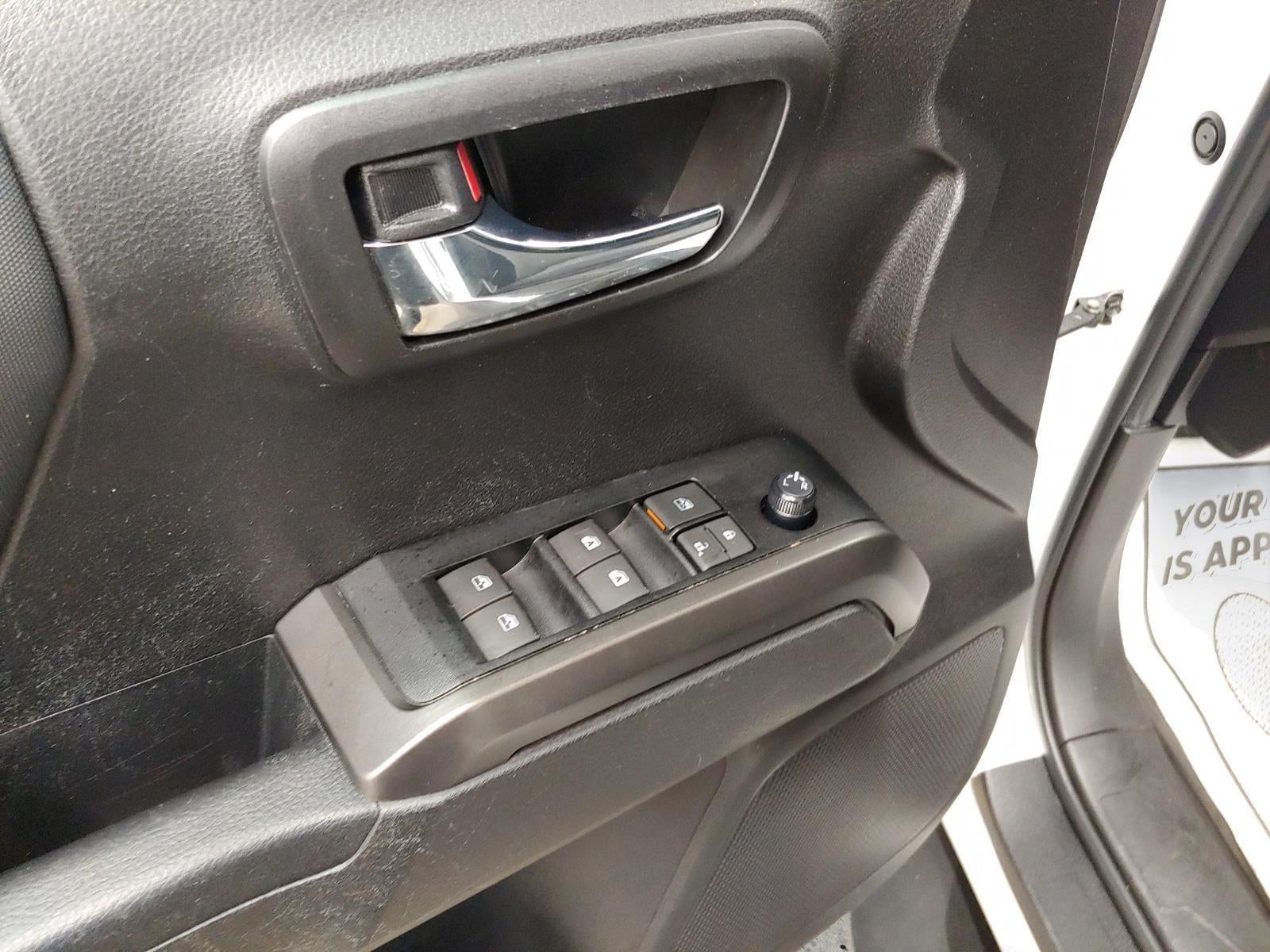 2022 Toyota Tacoma 2WD SR5