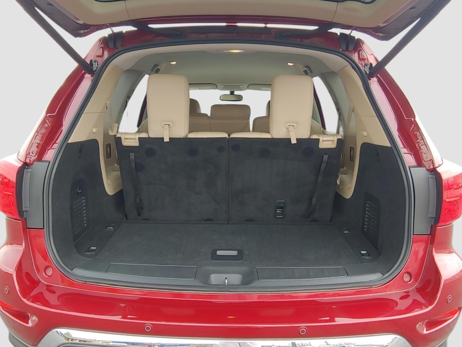 2020 Nissan Pathfinder SL