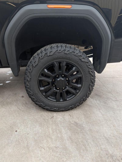 2023 GMC Sierra 2500HD 4WD Crew Cab Standard Bed Denali