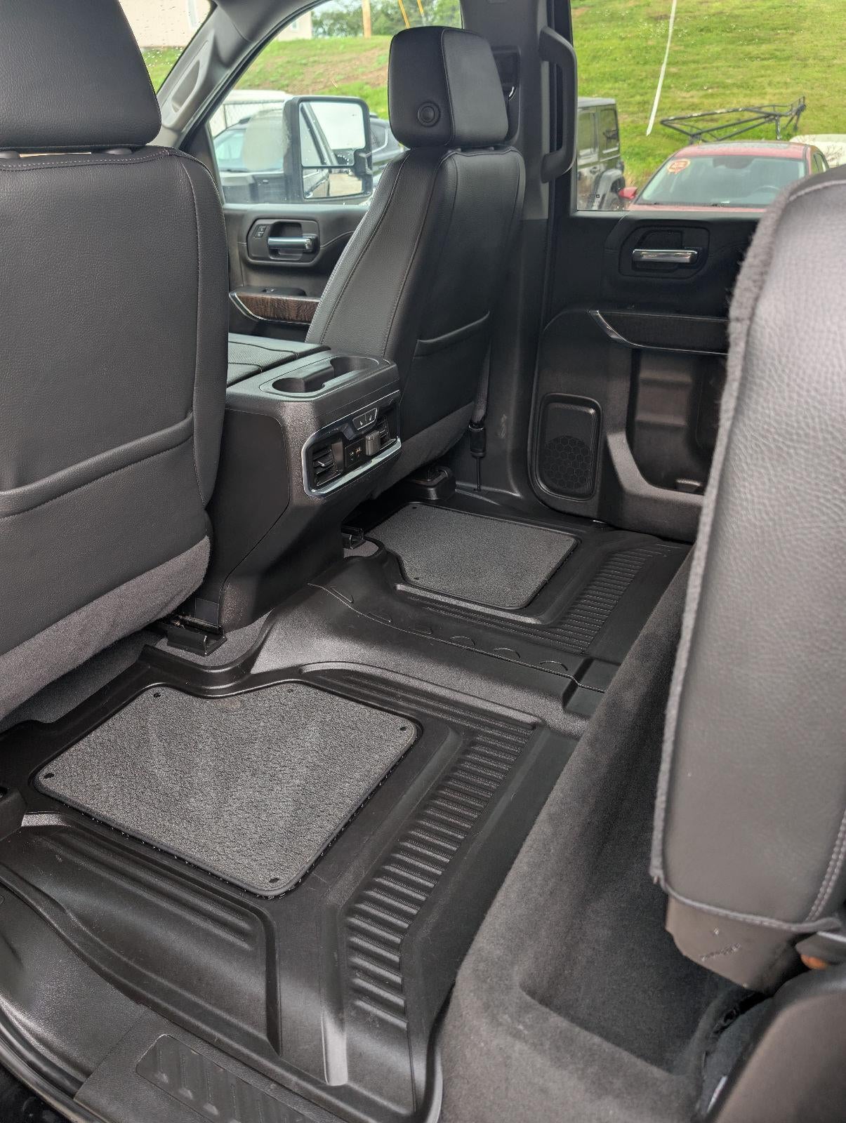 2023 GMC Sierra 2500HD 4WD Crew Cab Standard Bed Denali