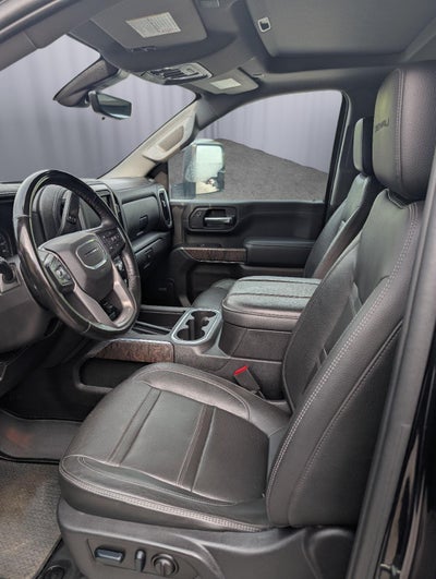 2023 GMC Sierra 2500HD 4WD Crew Cab Standard Bed Denali