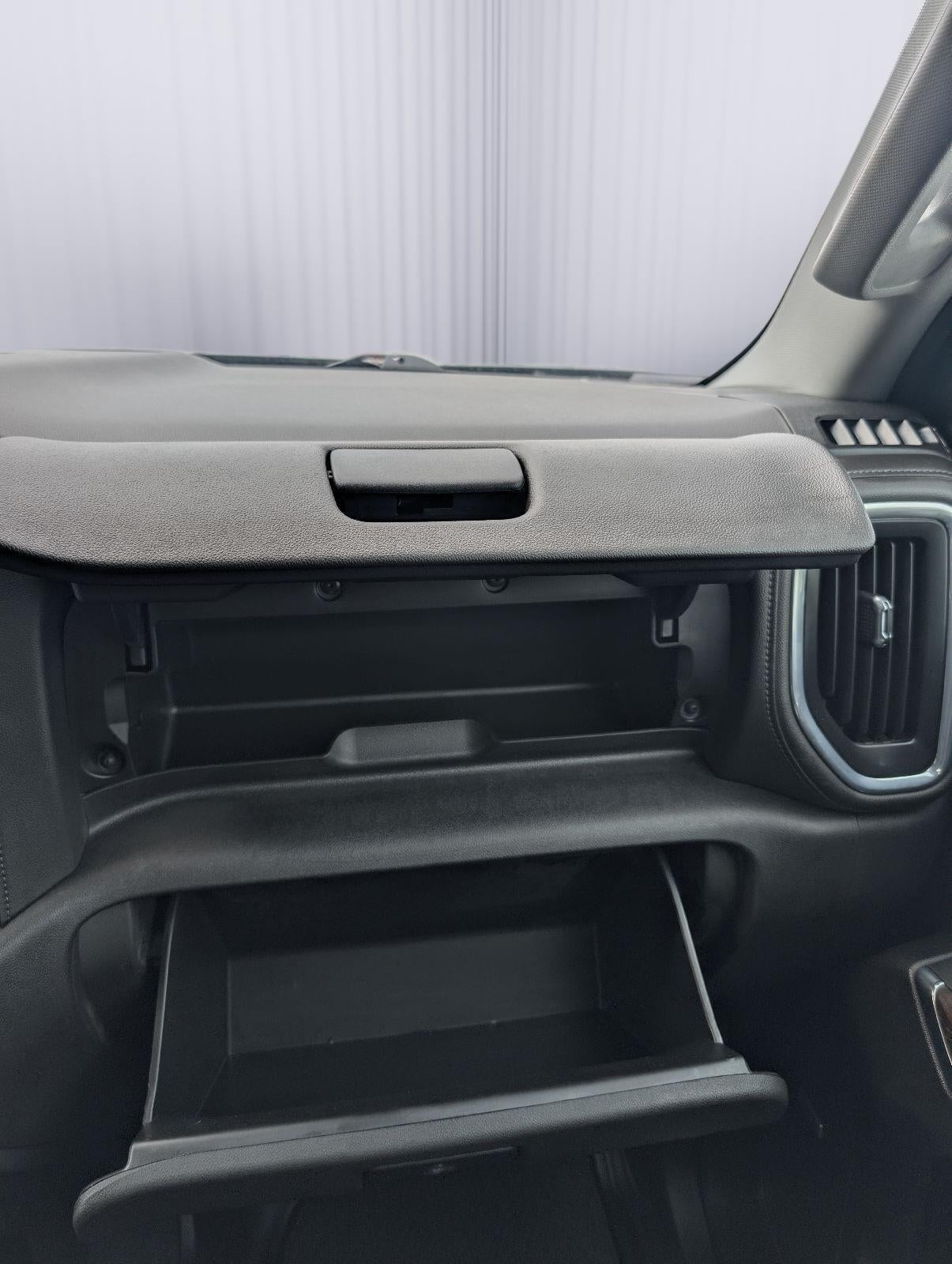2023 GMC Sierra 2500HD 4WD Crew Cab Standard Bed Denali
