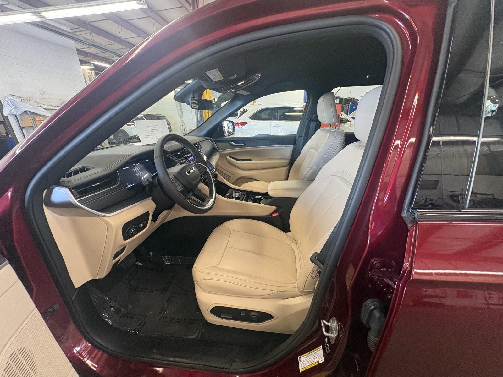 2025 Jeep Grand Cherokee Limited 4x4