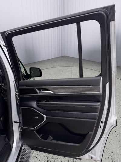 2024 Jeep Wagoneer Series III 4x4