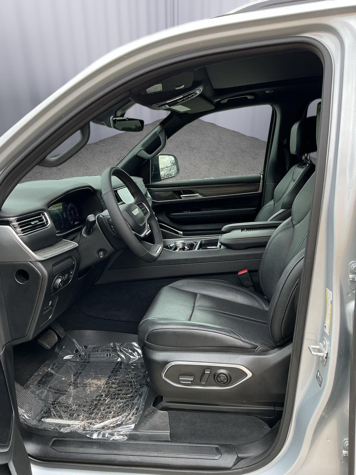 2024 Jeep Wagoneer Series III 4x4
