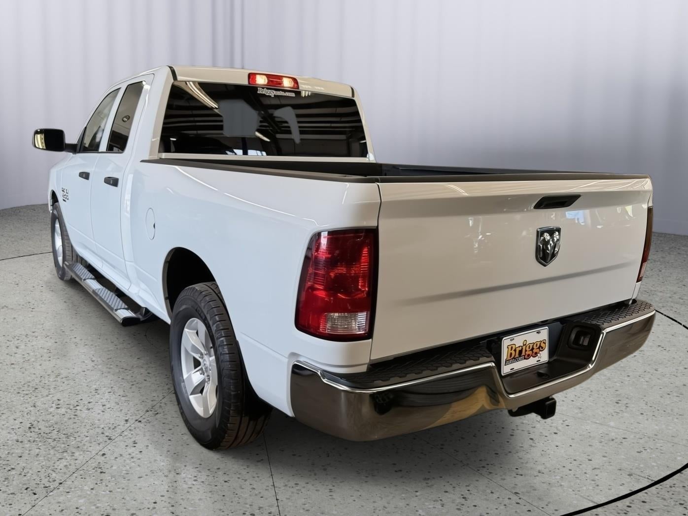 2021 RAM 1500 Classic Tradesman Quad Cab 4x2 6'4' Box
