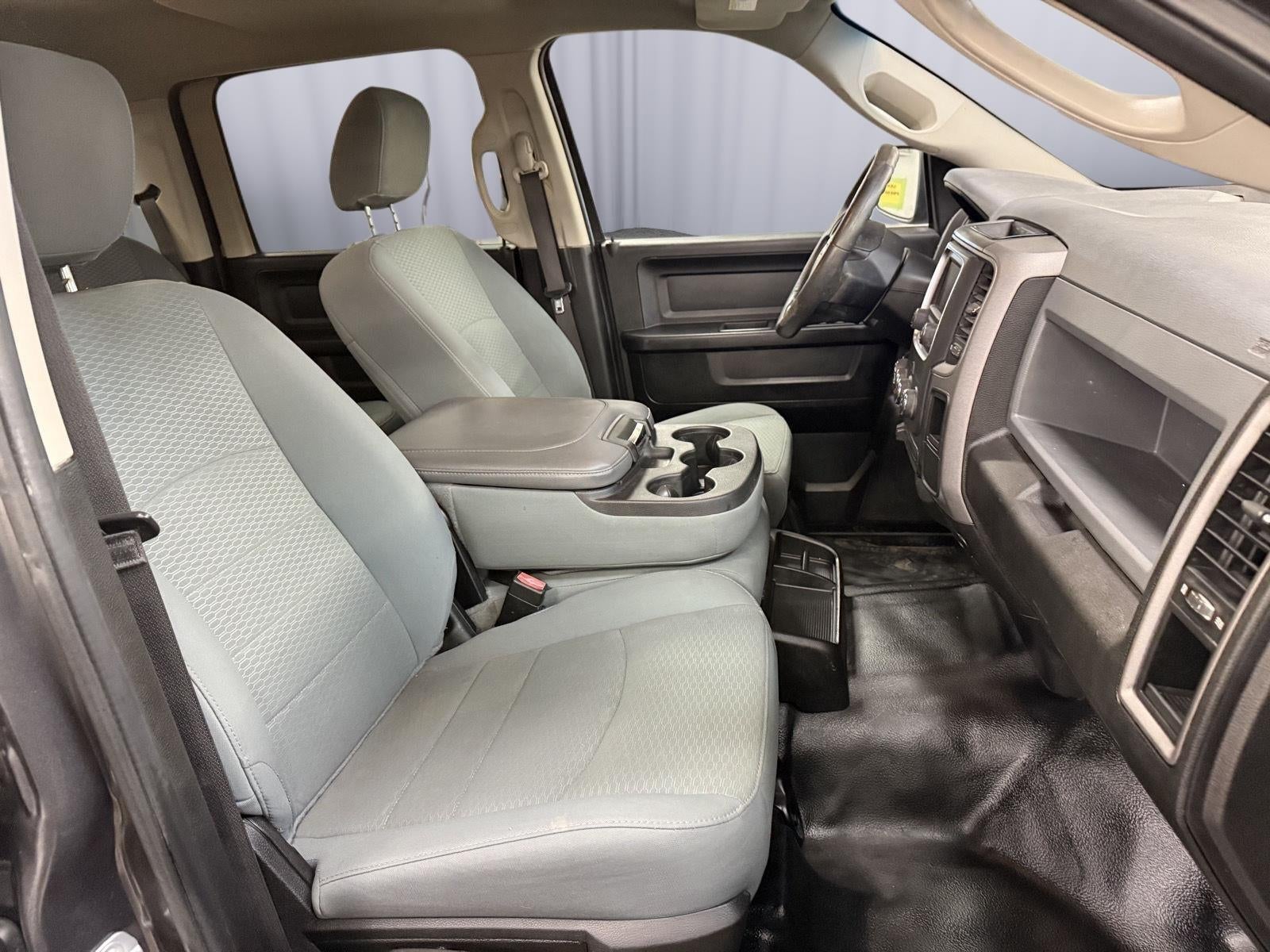 2019 RAM 1500 Classic Tradesman Crew Cab 4x4 5'7' Box