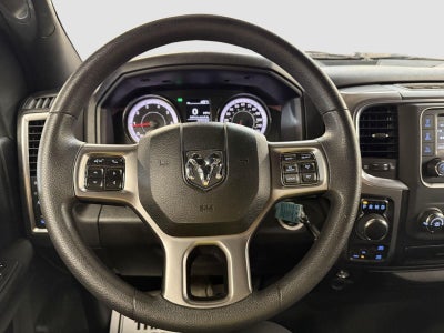 2024 RAM 1500 Classic Warlock Crew Cab 4x4 5'7' Box