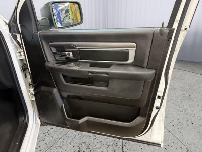 2024 RAM 1500 Classic Warlock Crew Cab 4x4 5'7' Box