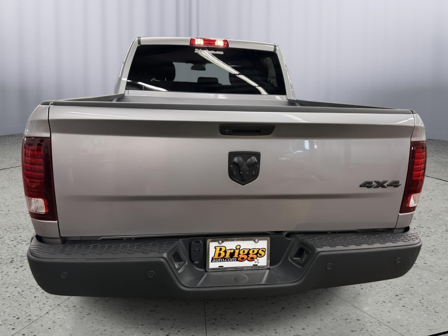 2024 RAM 1500 Classic Warlock Crew Cab 4x4 5'7' Box