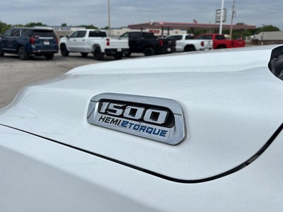 2022 RAM 1500 Big Horn Crew Cab 4x4 5'7' Box