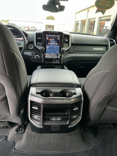 2023 RAM 1500 Big Horn Crew Cab 4x4 5'7' Box