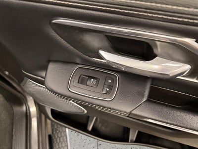 2023 RAM 1500 Laramie Crew Cab 4x4 5'7' Box