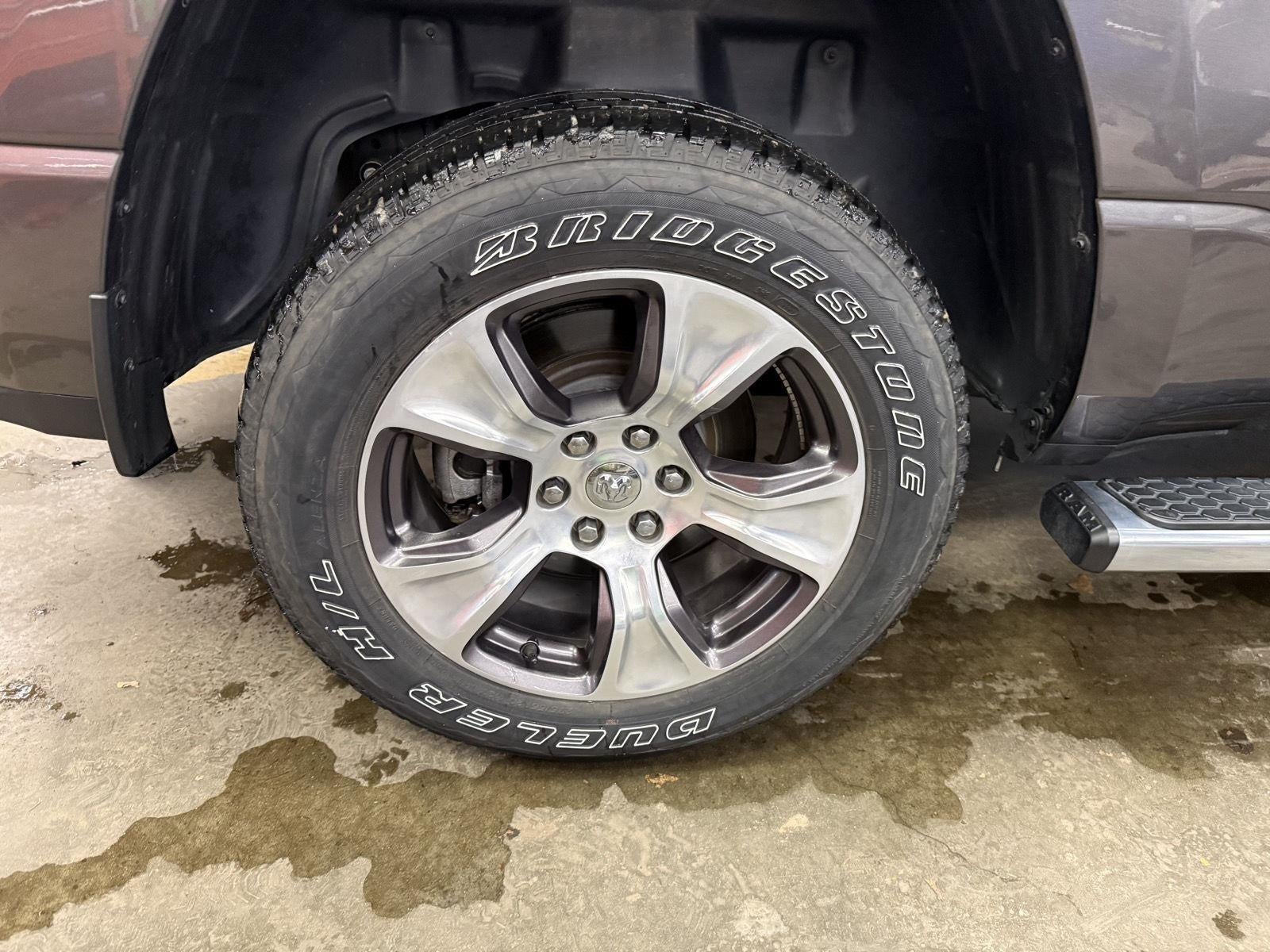 2023 RAM 1500 Laramie Crew Cab 4x4 5'7' Box