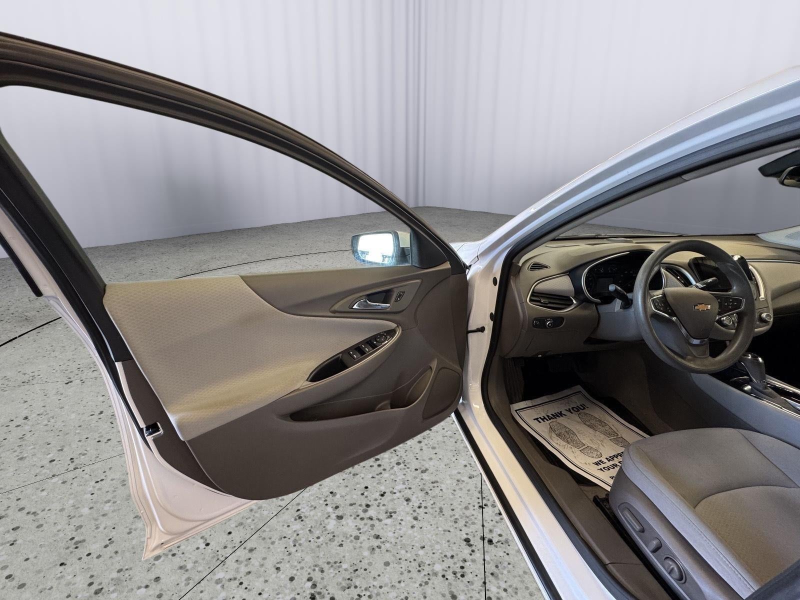 2020 Chevrolet Malibu FWD 1FL