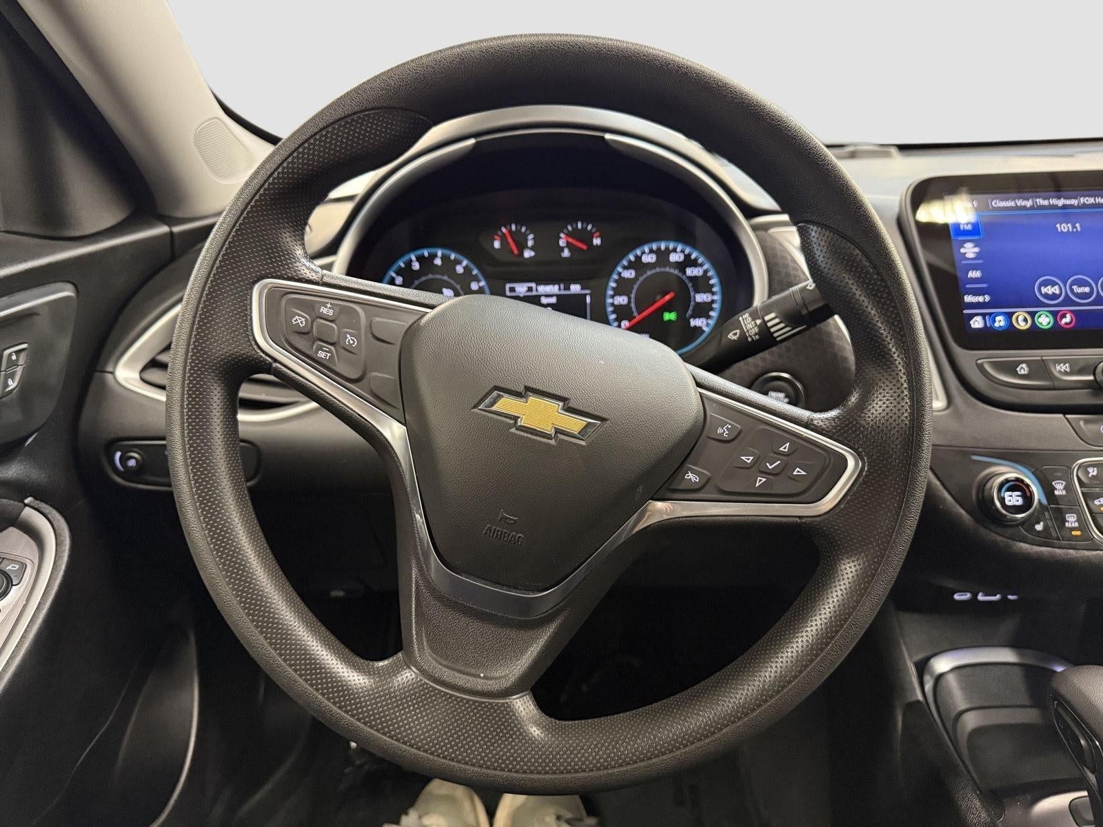 2022 Chevrolet Malibu FWD LT