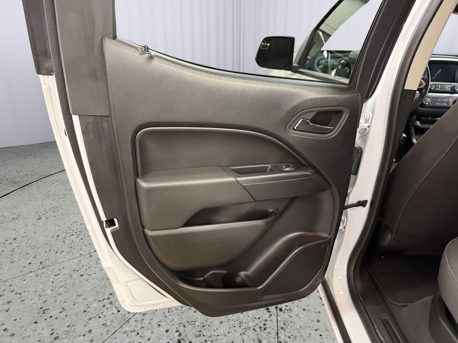 2022 Chevrolet Colorado 4WD Crew Cab Short Box LT