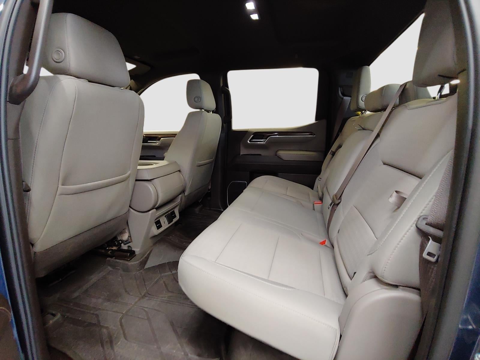 2023 Chevrolet Silverado 1500 4WD Crew Cab Standard Bed LT