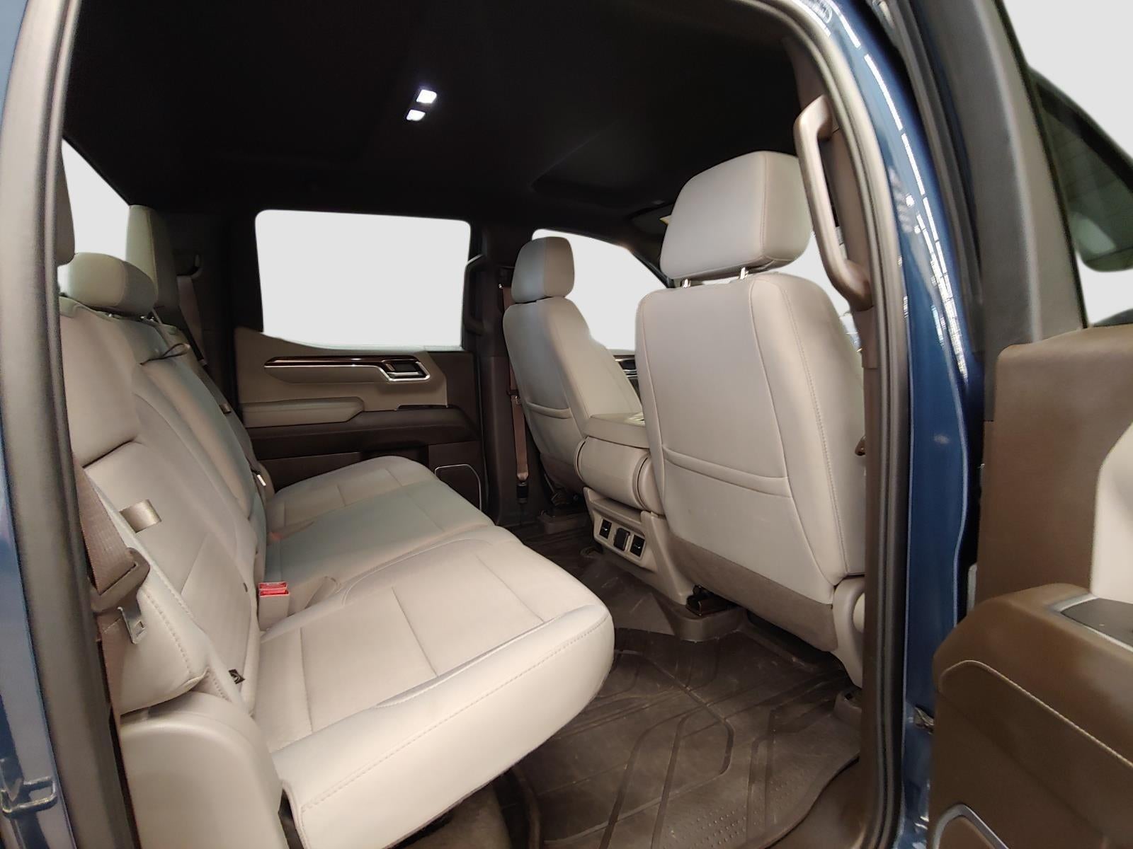 2023 Chevrolet Silverado 1500 4WD Crew Cab Standard Bed LT