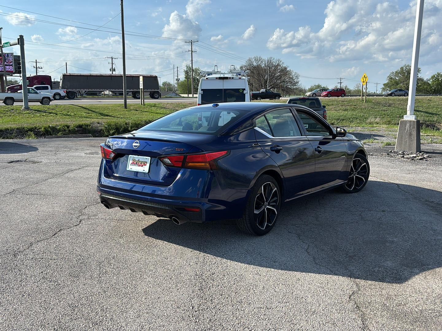 2024 Nissan Altima SR FWD