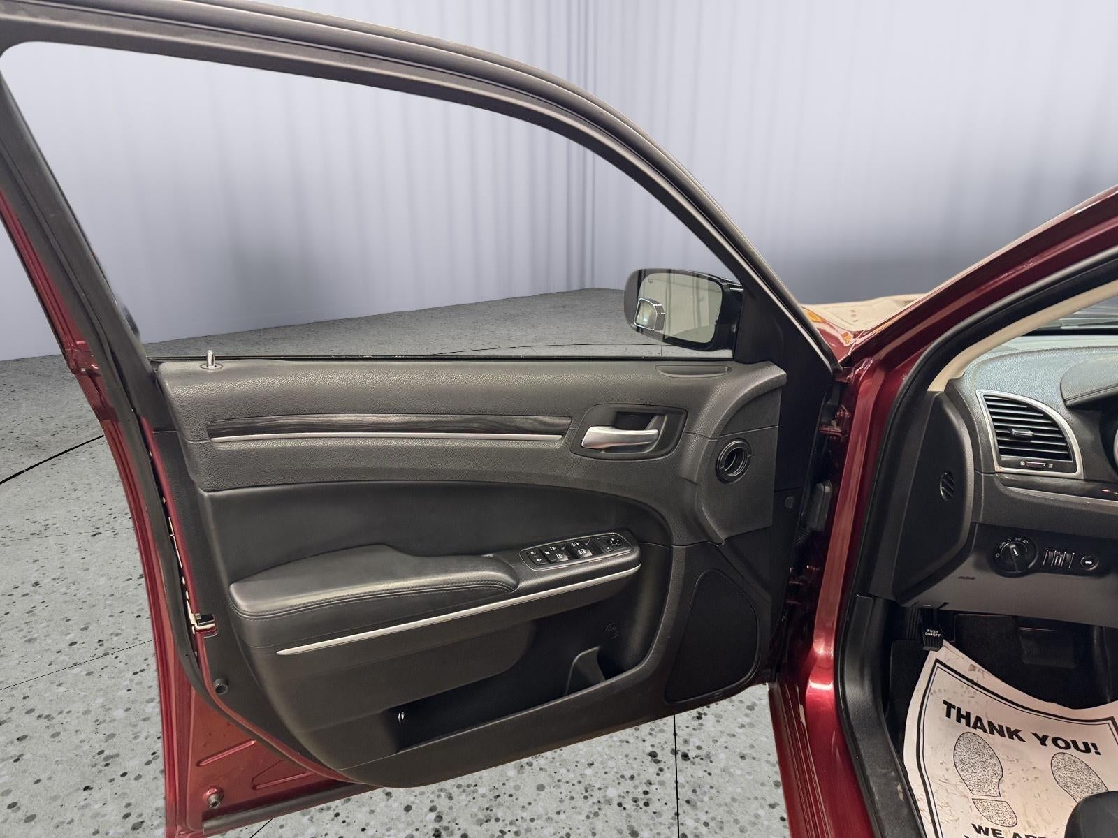 2019 Chrysler 300 Touring