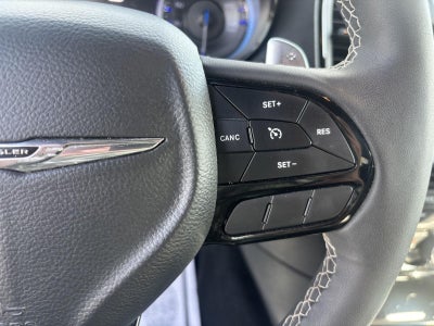 2022 Chrysler 300 S