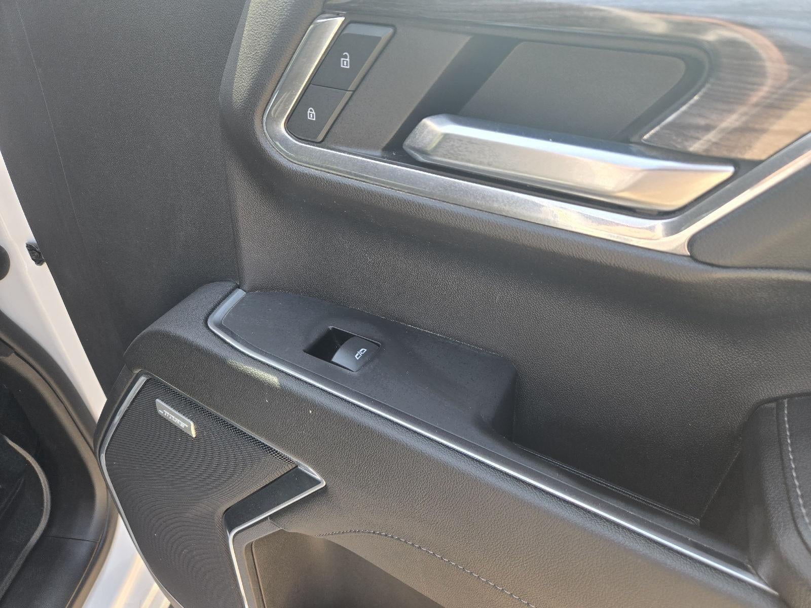 2023 Chevrolet Silverado 1500 4WD Crew Cab Short Bed LTZ