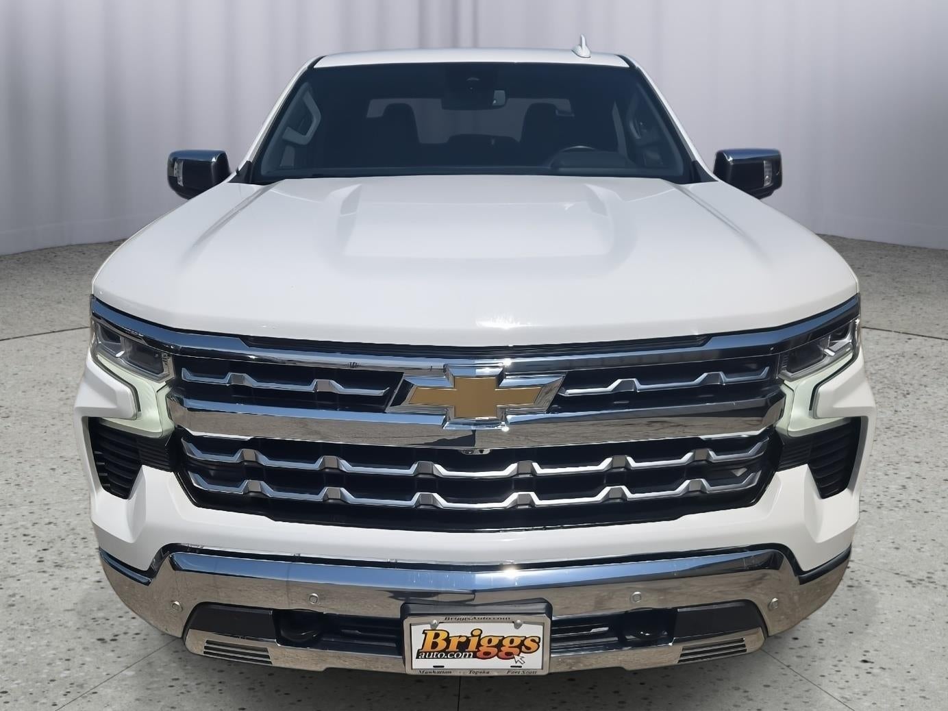 2023 Chevrolet Silverado 1500 4WD Crew Cab Short Bed LTZ
