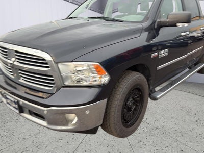 2017 RAM 1500 Big Horn Crew Cab 4x4 5'7' Box