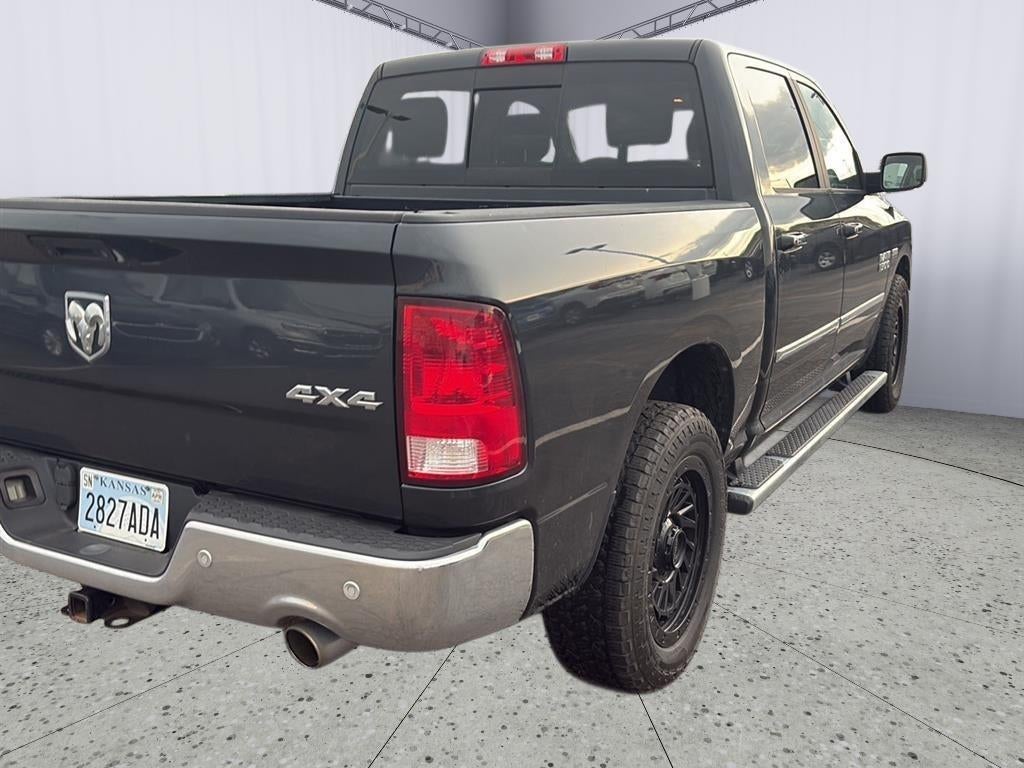 2017 RAM 1500 Big Horn Crew Cab 4x4 5'7' Box