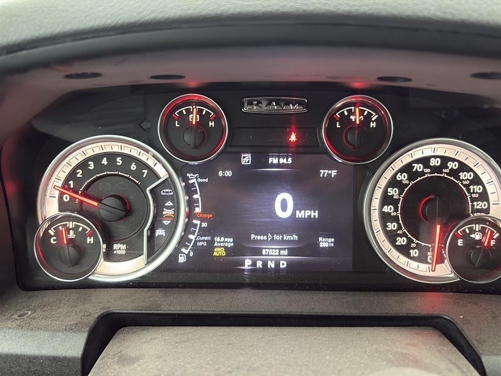 2017 RAM 1500 Big Horn Crew Cab 4x4 5'7' Box