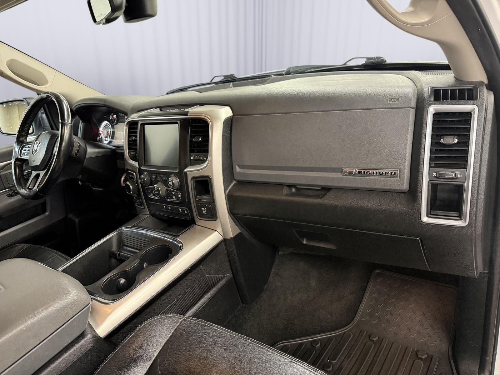 2017 RAM 1500 Big Horn Crew Cab 4x4 5'7' Box