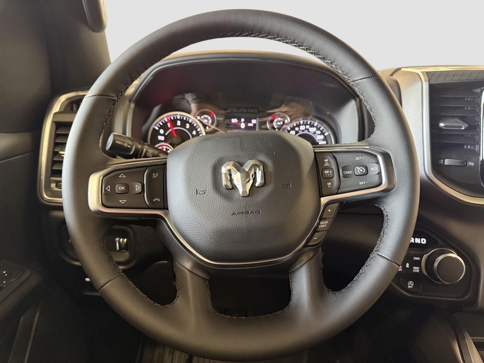2026 RAM 1500 Big Horn Crew Cab 4x4 5'7' Box