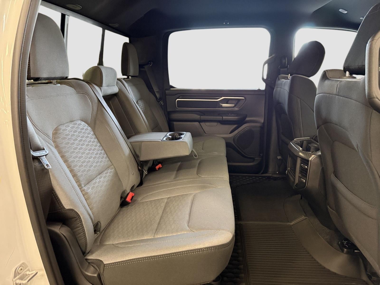2026 RAM 1500 Big Horn Crew Cab 4x4 5'7' Box