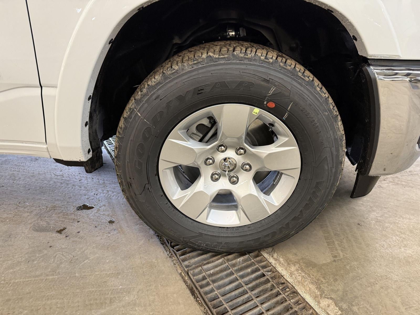 2026 RAM 1500 Big Horn Crew Cab 4x4 5'7' Box