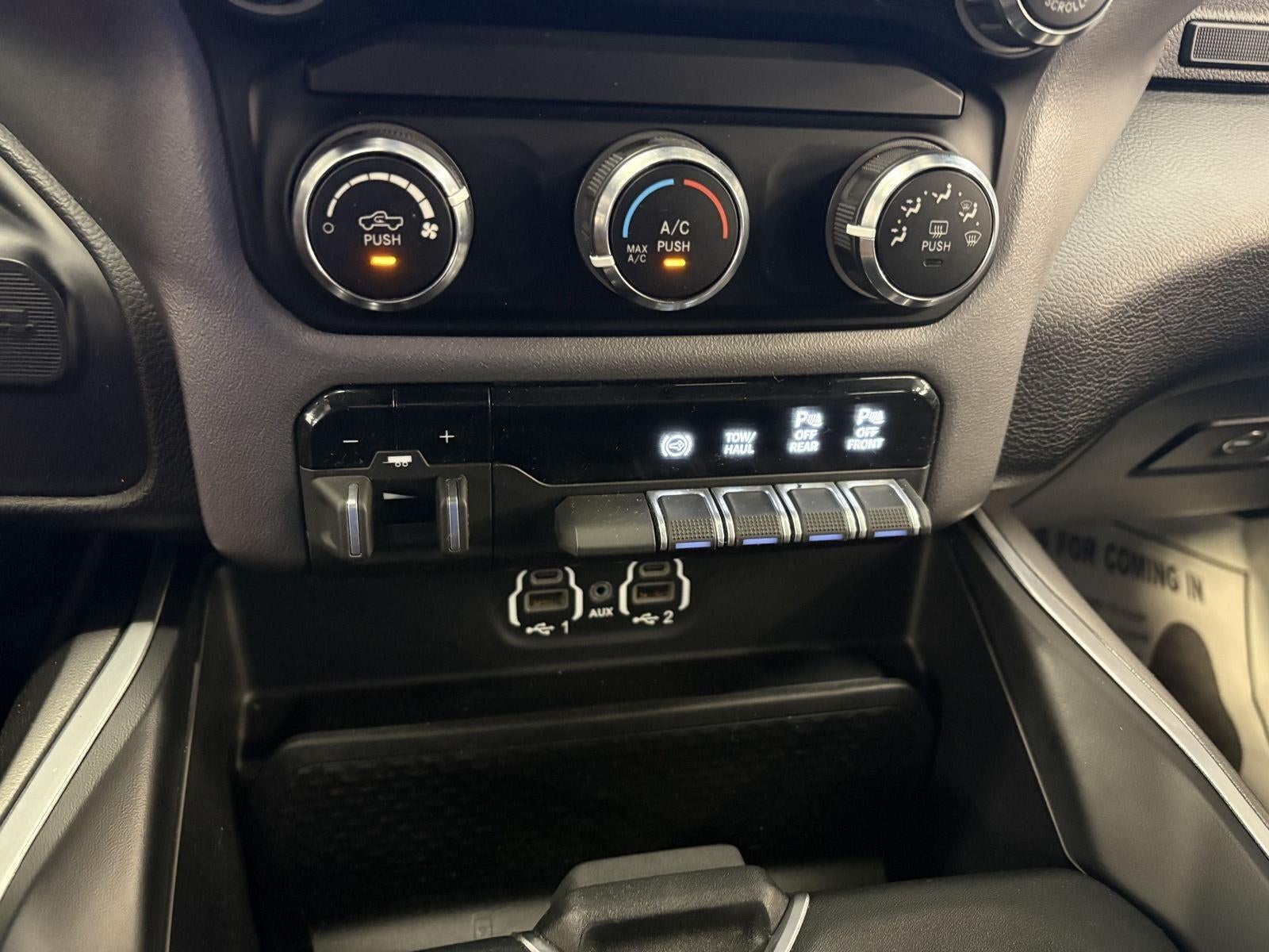 2024 RAM 2500 Big Horn Crew Cab 4x4 6'4' Box