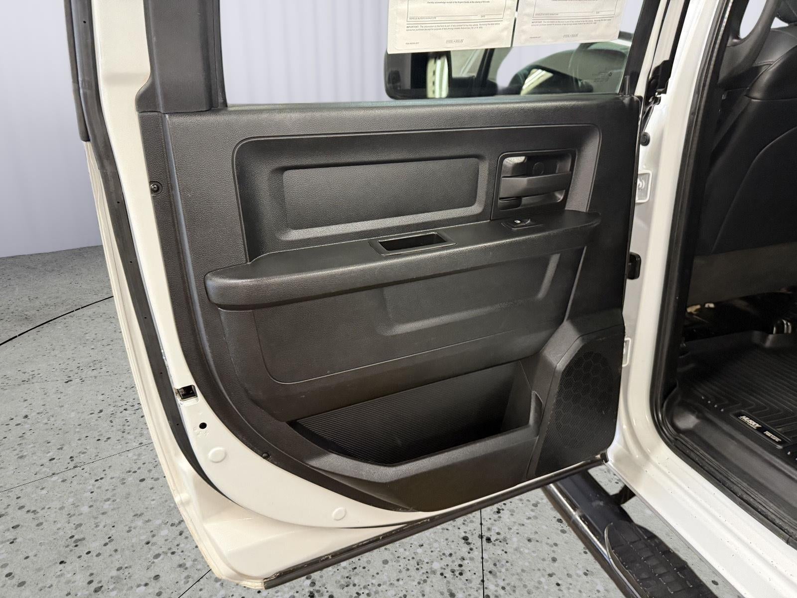 2021 RAM 2500 Tradesman Crew Cab 4x4 8' Box