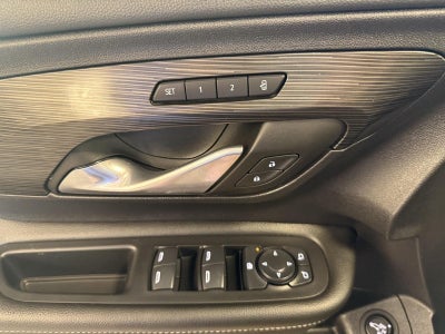 2024 GMC Terrain AWD SLT