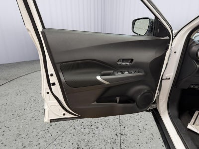 2024 Nissan Kicks SV Xtronic CVT