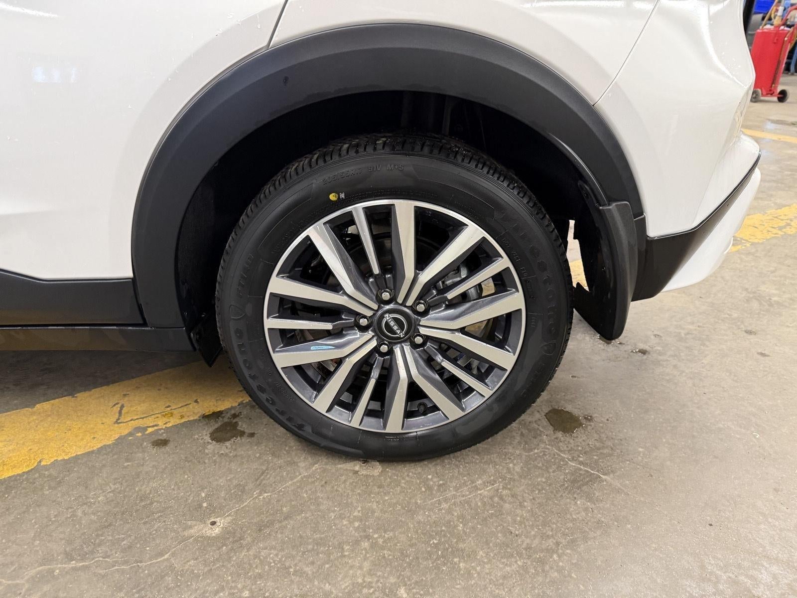 2024 Nissan Kicks SV Xtronic CVT