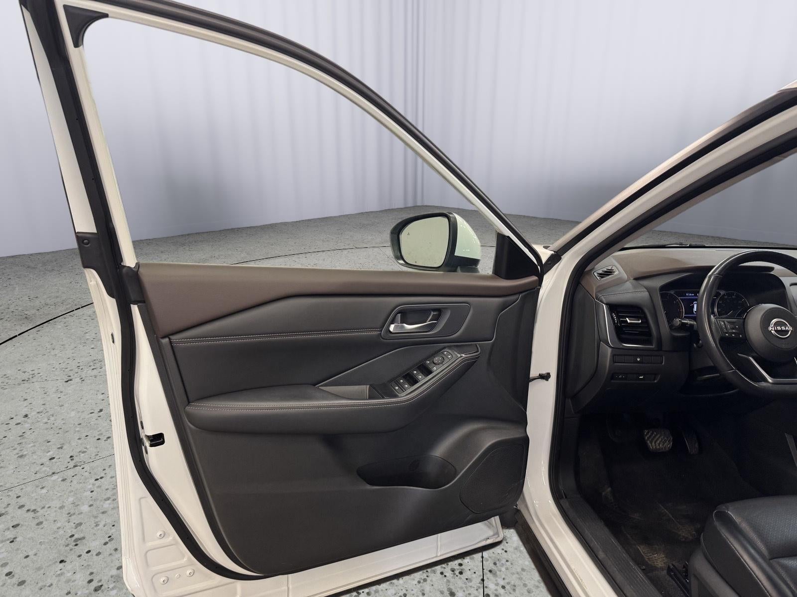 2022 Nissan Rogue SV FWD